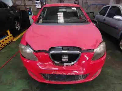 Sloopvoertuig SEAT LEON (1P1)  van het jaar 2010 aangedreven BLS