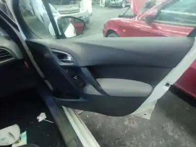 Veículo de Sucata citroen c3 1.4 hdi exclusive do ano 2010 alimentado 8hx