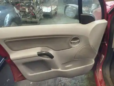 Здавання транспортного засобу citroen c3 1.4 hdi exclusive року 2003 потужний 8hx