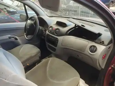 Veículo de Sucata citroen c3 1.4 hdi exclusive do ano 2003 alimentado 8hx