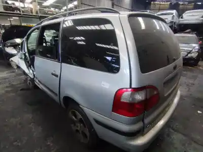Vehicul casat ford galaxy (vy) ghia al anului 2000 alimentat auy