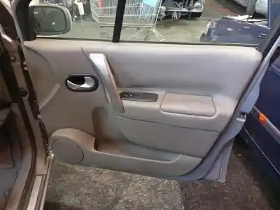 Veicolo di demolizione renault scénic ii (jm0/1_) 1.9 dci (jm0g, jm12, jm1g, jm2c) dell'anno 2005 alimentato f9q 812 Veicolo di demolizione renault scénic ii (jm0/1_) 1.9 dci (jm0g, jm12, jm1g, jm2c) dell'anno 2005 alimentato f9q 812