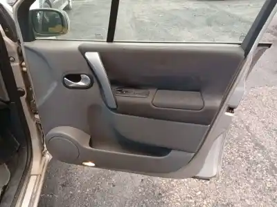 Veículo de Sucata renault scénic ii (jm0/1_) 1.5 dci (jm1e, jm16) do ano 2006 alimentado k9k 732 Veículo de Sucata renault scénic ii (jm0/1_) 1.5 dci (jm1e, jm16) do ano 2006 alimentado k9k 732