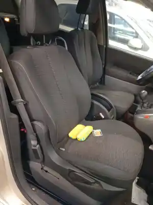 Veículo de Sucata renault scénic ii (jm0/1_) 1.5 dci (jm1e, jm16) do ano 2006 alimentado k9k 732 Veículo de Sucata renault scénic ii (jm0/1_) 1.5 dci (jm1e, jm16) do ano 2006 alimentado k9k 732