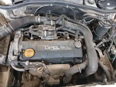 Veículo de Sucata opel combo tour 1.7 di 16v do ano 2002 alimentado y 17 dtl