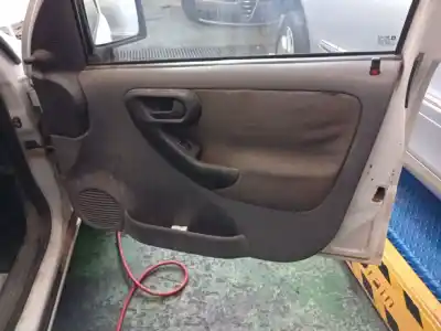 Veículo de Sucata opel combo tour 1.7 di 16v do ano 2002 alimentado y 17 dtl