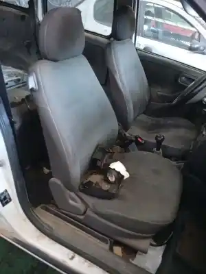 Veículo de Sucata opel combo tour 1.7 di 16v do ano 2002 alimentado y 17 dtl