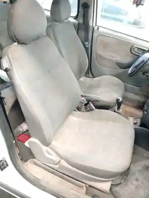 Scrapping Vehicle opel combo tour 1.7 di 16v of the year 2002 powered y17dtl