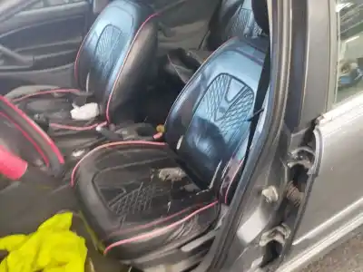 Veículo de Sucata citroen c5 ii (rc_) 1.6 hdi (rc8hzb) do ano 2005 alimentado 9hz