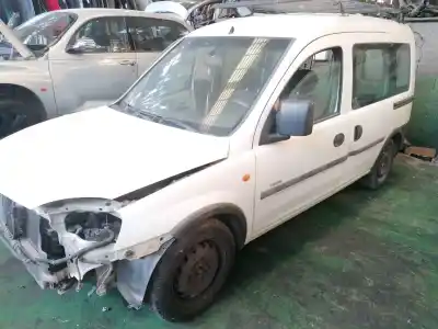 Veicolo di demolizione opel combo familiar dell'anno 2003 alimentato y17dt