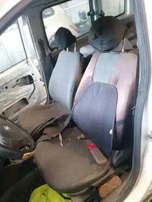 Veicolo di demolizione opel combo familiar dell'anno 2003 alimentato y17dt