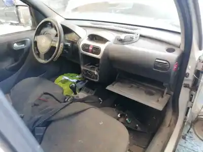 Veicolo di demolizione opel combo familiar dell'anno 2003 alimentato y17dt