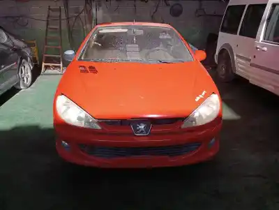 Здавання транспортного засобу PEUGEOT 206 CC  року 2001 потужний RFN