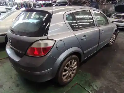 Здавання транспортного засобу opel astra h berlina cosmo року 2007 потужний z17dth