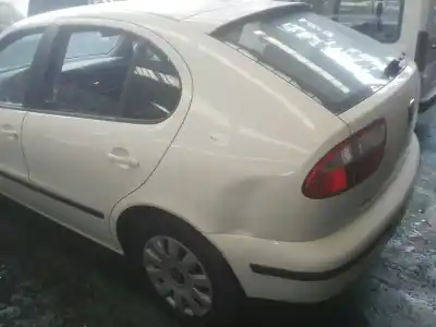 Здавання транспортного засобу seat leon (1m1) signo року 2004 потужний apg