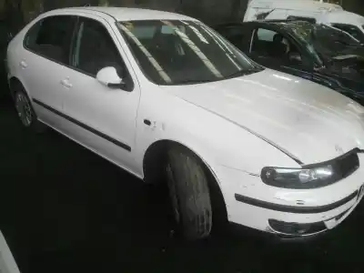 Здавання транспортного засобу seat leon (1m1) signo року 2004 потужний apg