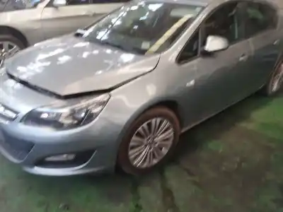 Veículo de Sucata opel astra j (p10) 1.6 (68) do ano 2025 alimentado a 16 xer,b 16 xer