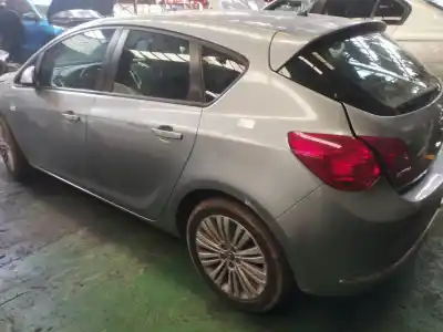 Veículo de Sucata opel astra j (p10) 1.6 (68) do ano 2025 alimentado a 16 xer,b 16 xer