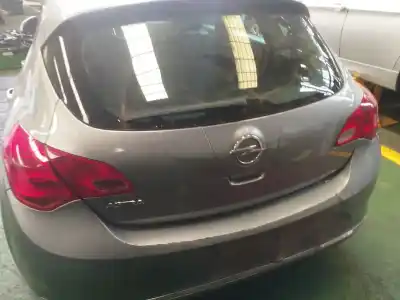 Veículo de Sucata opel astra j (p10) 1.6 (68) do ano 2025 alimentado a 16 xer,b 16 xer