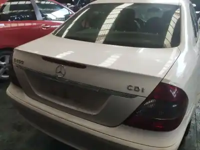 Vehicul casat mercedes-benz clase e (w211) e 200 cdi (211.007) al anului 2008 alimentat om 646.821