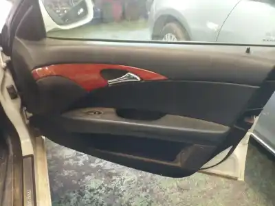 Vehicul casat mercedes-benz clase e (w211) e 200 cdi (211.007) al anului 2008 alimentat om 646.821