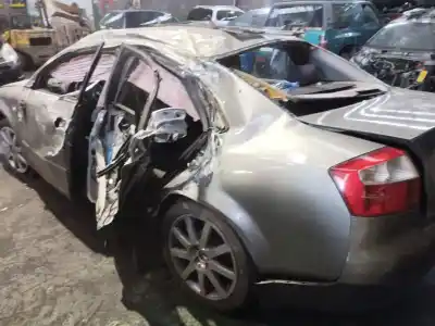 Scrapping Vehicle audi a4 b6 (8e2) 1.9 tdi of the year 2001 powered awx