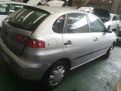 Sloopvoertuig seat ibiza iii (6l1) 1.2 van het jaar 2003 aangedreven azq