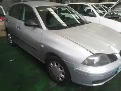 Sloopvoertuig seat ibiza iii (6l1) 1.2 van het jaar 2003 aangedreven azq