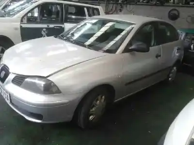 Sloopvoertuig seat ibiza iii (6l1) 1.2 van het jaar 2003 aangedreven azq