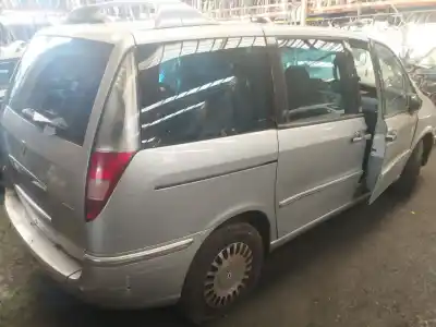 Sloopvoertuig lancia phedra (179_) 2.2 jtd (179axc1a) van het jaar 2003 aangedreven 4hw (dw12ated4)