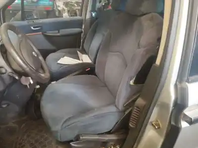 Sloopvoertuig lancia phedra (179_) 2.2 jtd (179axc1a) van het jaar 2003 aangedreven 4hw (dw12ated4)