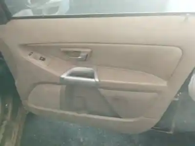 Sloopvoertuig volvo xc90 i (275) d5 awd van het jaar 2005 aangedreven d 5244 t