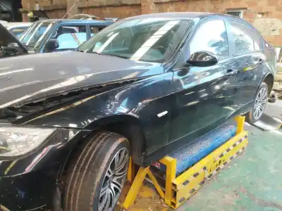 Sloopvoertuig bmw 3 (e90) 320 d van het jaar 2006 aangedreven m47 d20 (204d4),n47 d20 a,n47 d20 c