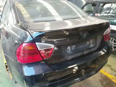 Sloopvoertuig bmw 3 (e90) 320 d van het jaar 2006 aangedreven m47 d20 (204d4),n47 d20 a,n47 d20 c