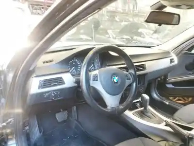 Sloopvoertuig bmw 3 (e90) 320 d van het jaar 2006 aangedreven m47 d20 (204d4),n47 d20 a,n47 d20 c