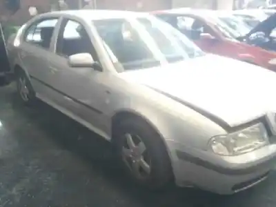 Hurda Aracı skoda octavia berlina (1u2) elegance yılın 2002 güçlü 