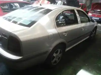 Hurda Aracı skoda octavia berlina (1u2) elegance yılın 2002 güçlü 