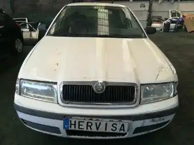 Hurda Aracı SKODA OCTAVIA BERLINA (1U2)  Yılın 2002 güçlü AXP
