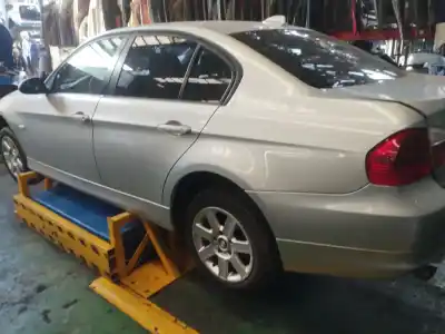Scrapping Vehicle bmw 3 (e90) 320 i of the year 2007 powered n46 b20 b,n46 b20 bd,n46 b20 c,n46 b20 cb