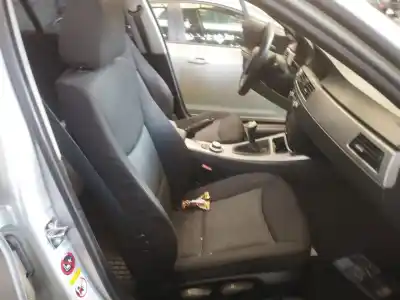 Scrapping Vehicle bmw 3 (e90) 320 i of the year 2007 powered n46 b20 b,n46 b20 bd,n46 b20 c,n46 b20 cb