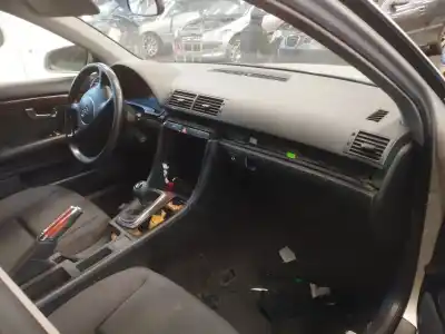 Scrapping Vehicle audi a4 b6 (8e2) 2.0 of the year 2003 powered alt