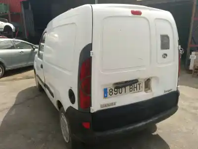 Scrapping Vehicle renault   of the year 2001 powered f8q630