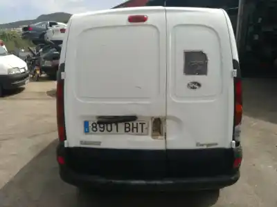 Scrapping Vehicle renault   of the year 2001 powered f8q630