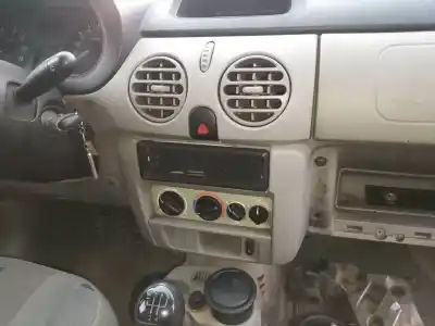 Здавання транспортного засобу renault   року 2006 потужний k9k a7