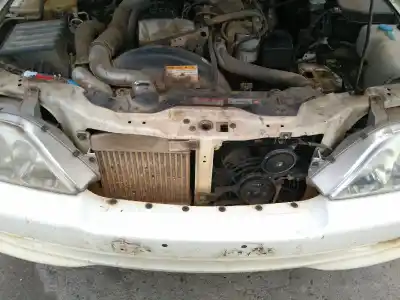 Véhicule à la ferraille ssangyong musso 2.9 turbodiesel cat de l'année 2006 alimenté 662la