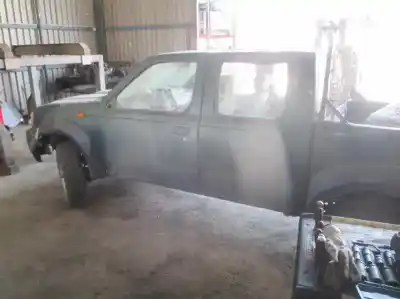 Здавання транспортного засобу nissan pick-up (d22) king cab profi 4x4 року 2003 потужний yd25ddti