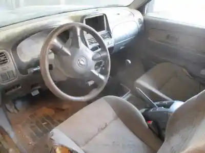 Здавання транспортного засобу nissan pick-up (d22) king cab profi 4x4 року 2003 потужний yd25ddti