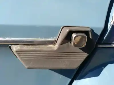 Veicolo di demolizione citroen dyane dyane 6 dell'anno 1978 alimentato 