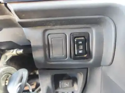 Здавання транспортного засобу mitsubishi montero (v20/v40) 2500 td gl року 1993 потужний 4d56