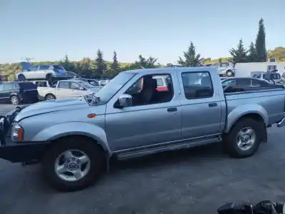 Здавання транспортного засобу nissan pick-up (d22) td doble cabina rally raid 4x4 року 2004 потужний yd25ddti